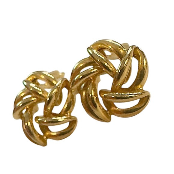 Vintage 14k Yellow Gold Nabco Flower Clip-On Earrings - Picture 4 of 14